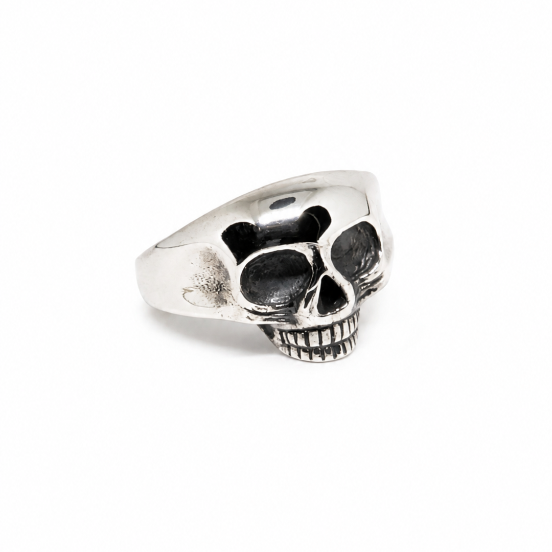 anillo calavera 2